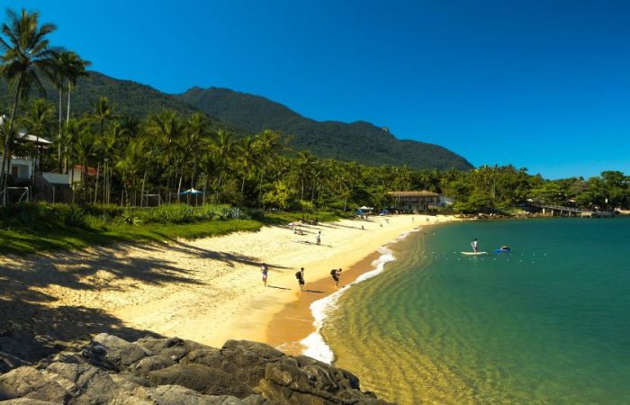 Agenda de eventos em Ilhabela 2024 - Outubro a Dezembro - Pousada Altamira (Foto: Praia da Feiticeira - Paulo Stefani / Sectur Ilhabela)